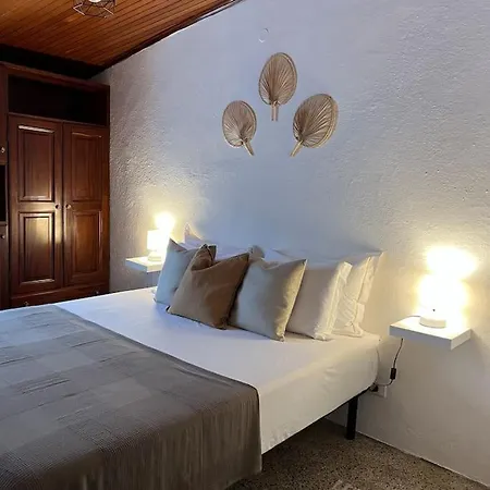 Historic Downtown Home By The Sea With King Bed Monterosso al Mare Exterior photo