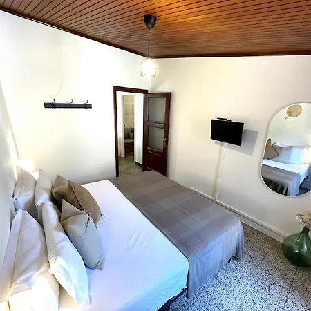 Historic Downtown Home By The Sea With King Bed Monterosso al Mare Exterior photo