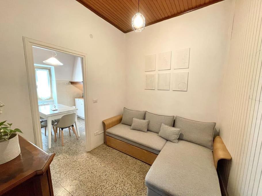 Historic Downtown By The Sea With King Bed Apartment